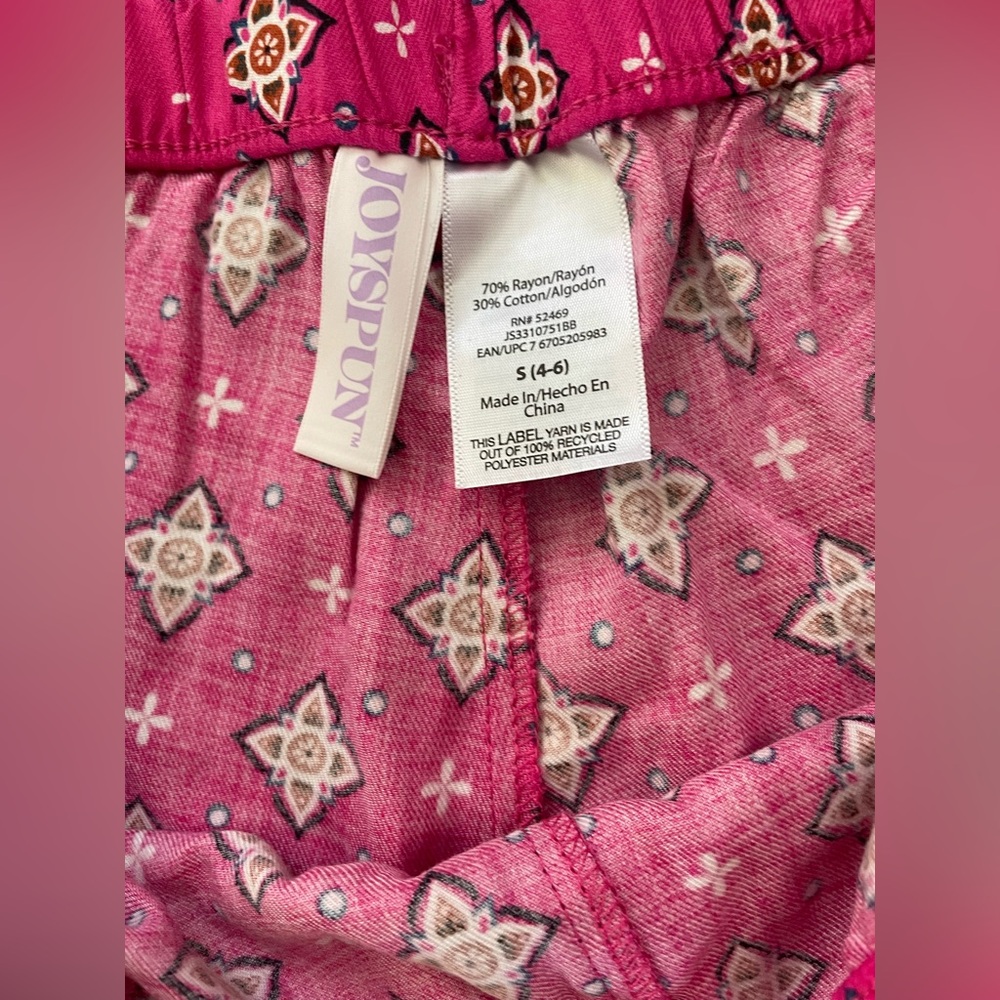 Joyspun Pink Geometric Short Sleeve Cropped Pant Tie Waist Pajama Set Size Small - Picture 4 of 6